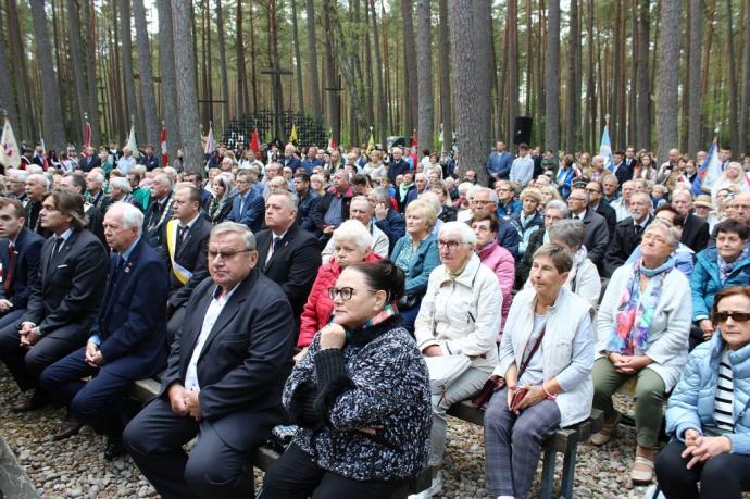 Pielęgnowanie pamięci o ofiarach zbrodni piaśnickiej