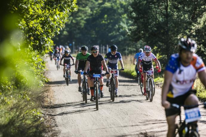 Bartosz Banach i Katarzyna Łysek wygrali Garmin MTB Series w Wejherowie