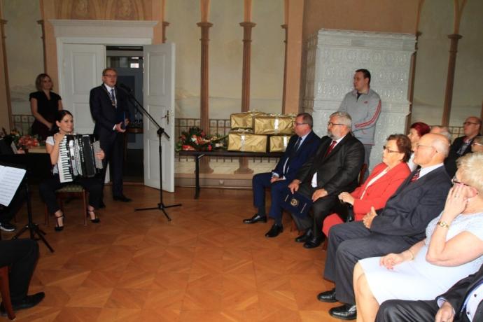 Medale dla Złotych Jubilatów