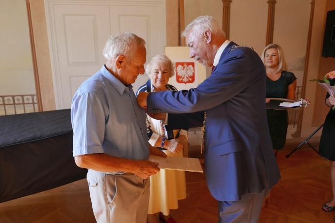 Medale Róży dla Złotych jubilatów