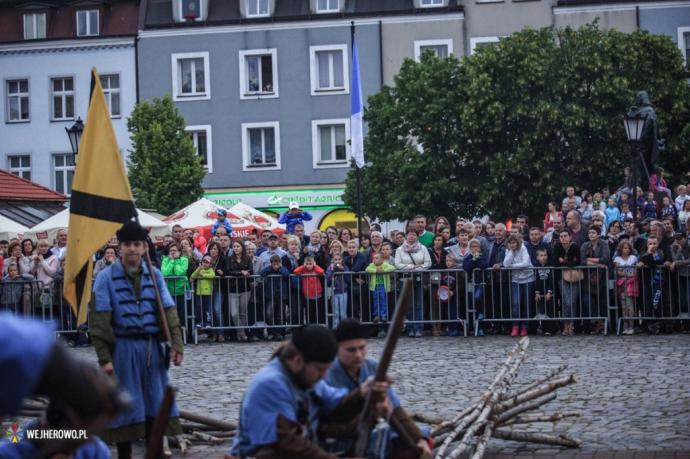 Rekonstrukcja historyczna w Wejherowie zgromadziła tłumy widzów