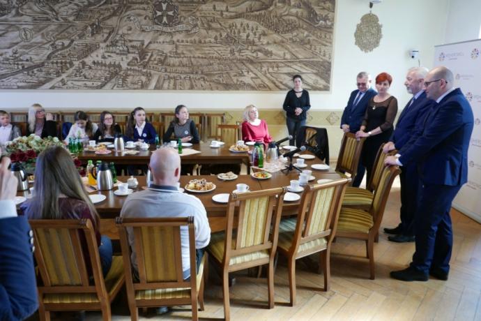 Ratusz miejscem międzyszkolnej rywalizacji