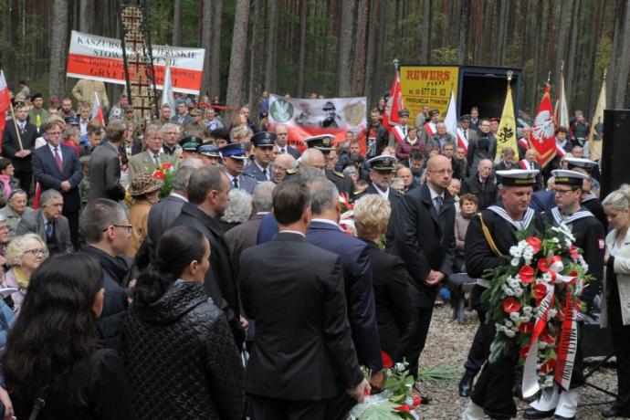 Pomnik profesora Gerarda Labudy stanął w Luzinie