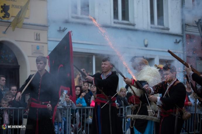 Rekonstrukcja historyczna w Wejherowie zgromadziła tłumy widzów