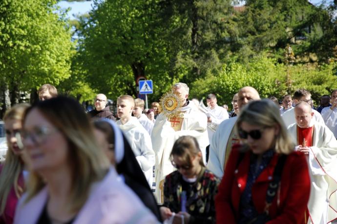 Duchowa stolica Kaszub tętni życiem - za nami Odpust Wniebowstąpienia Pańskiego