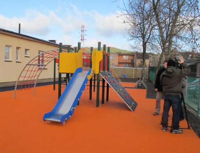 Plac zabaw przy wejherowskiej „ósemce” gotowy