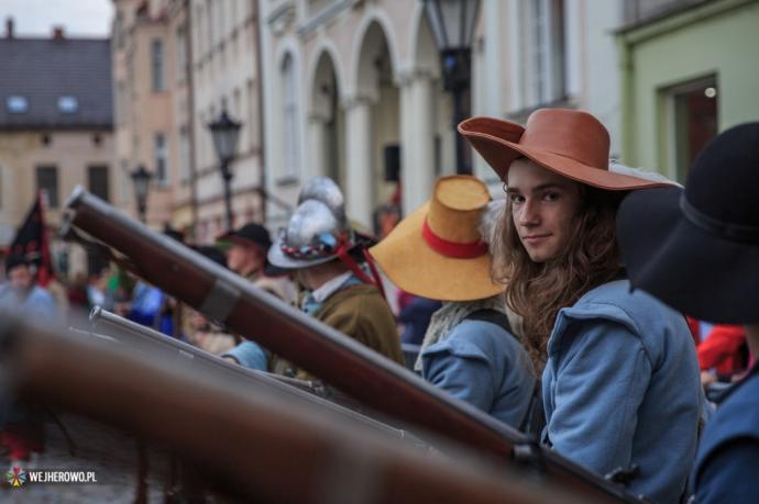 Rekonstrukcja historyczna w Wejherowie zgromadziła tłumy widzów