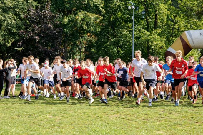 W sportowy sposób uczcili pamięć Macieja Kanteckiego