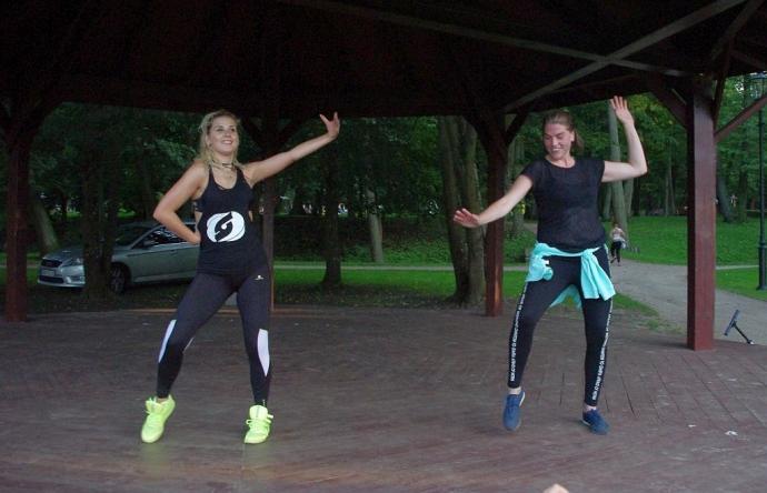 W rytmie zumby