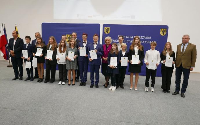 Najzdolniejsi uczniowie otrzymali stypendia Marszałka Województwa Pomorskiego