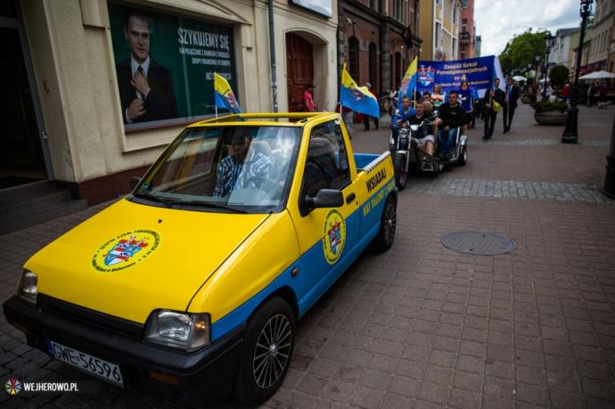 Jakubowa parada młodzieży